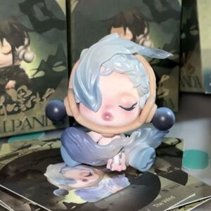 The Wind - Pop Mart Skullpanda Ink
Plum Blossom Series